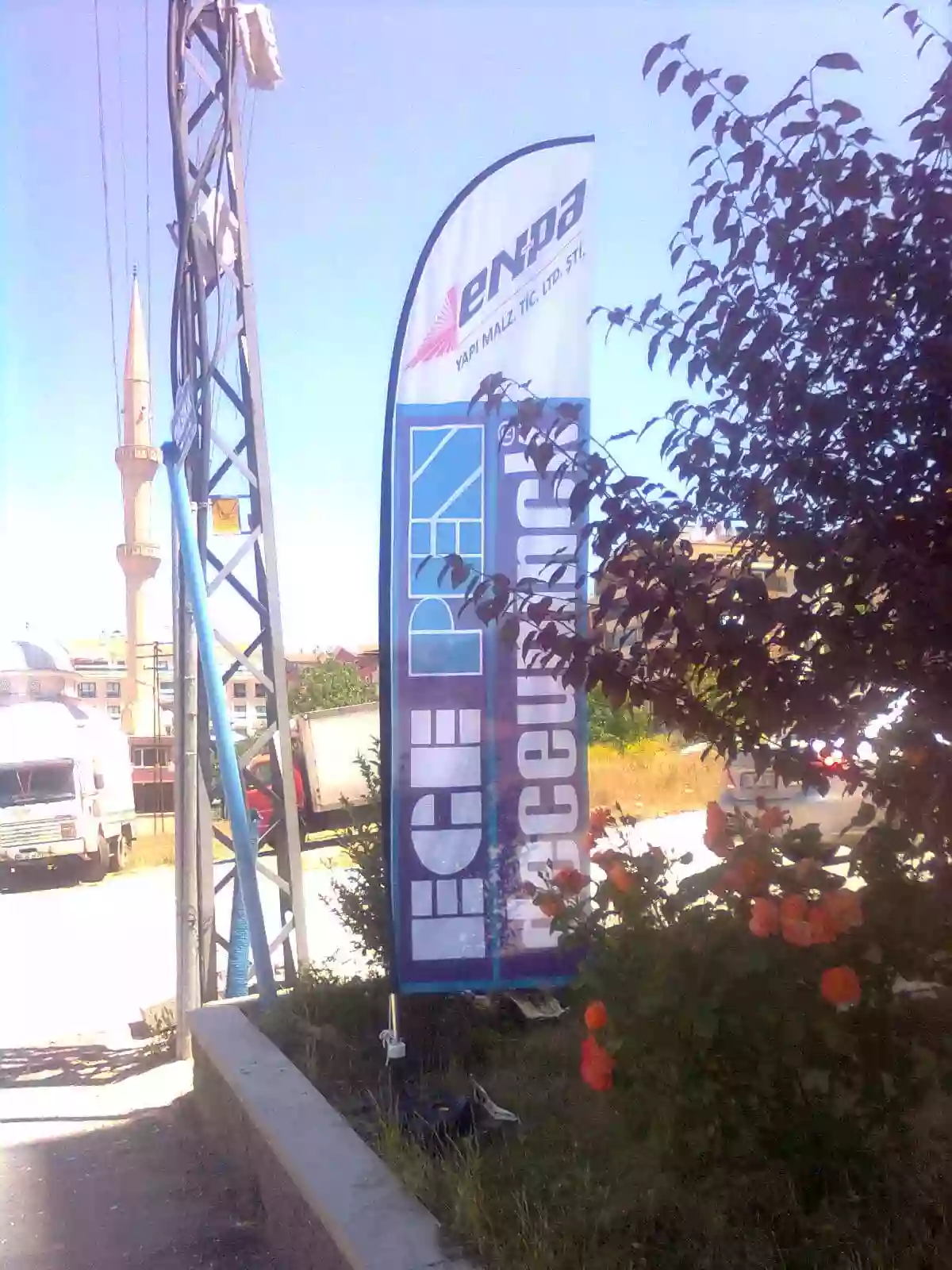 egepen-yelken-bayragi