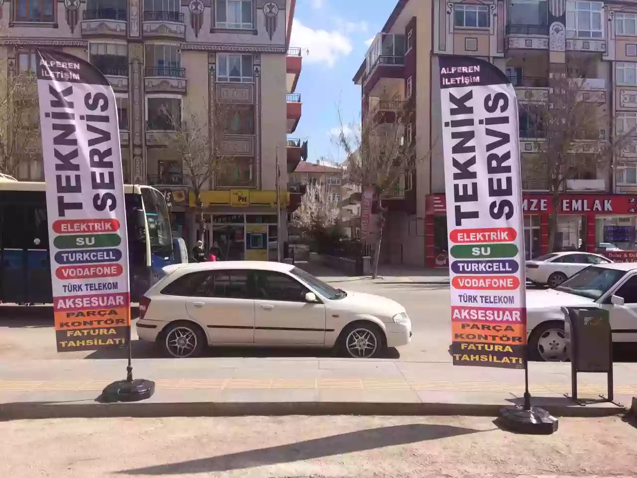 Gsm Teknik Servisi Yelken Bayrak Örnekleri