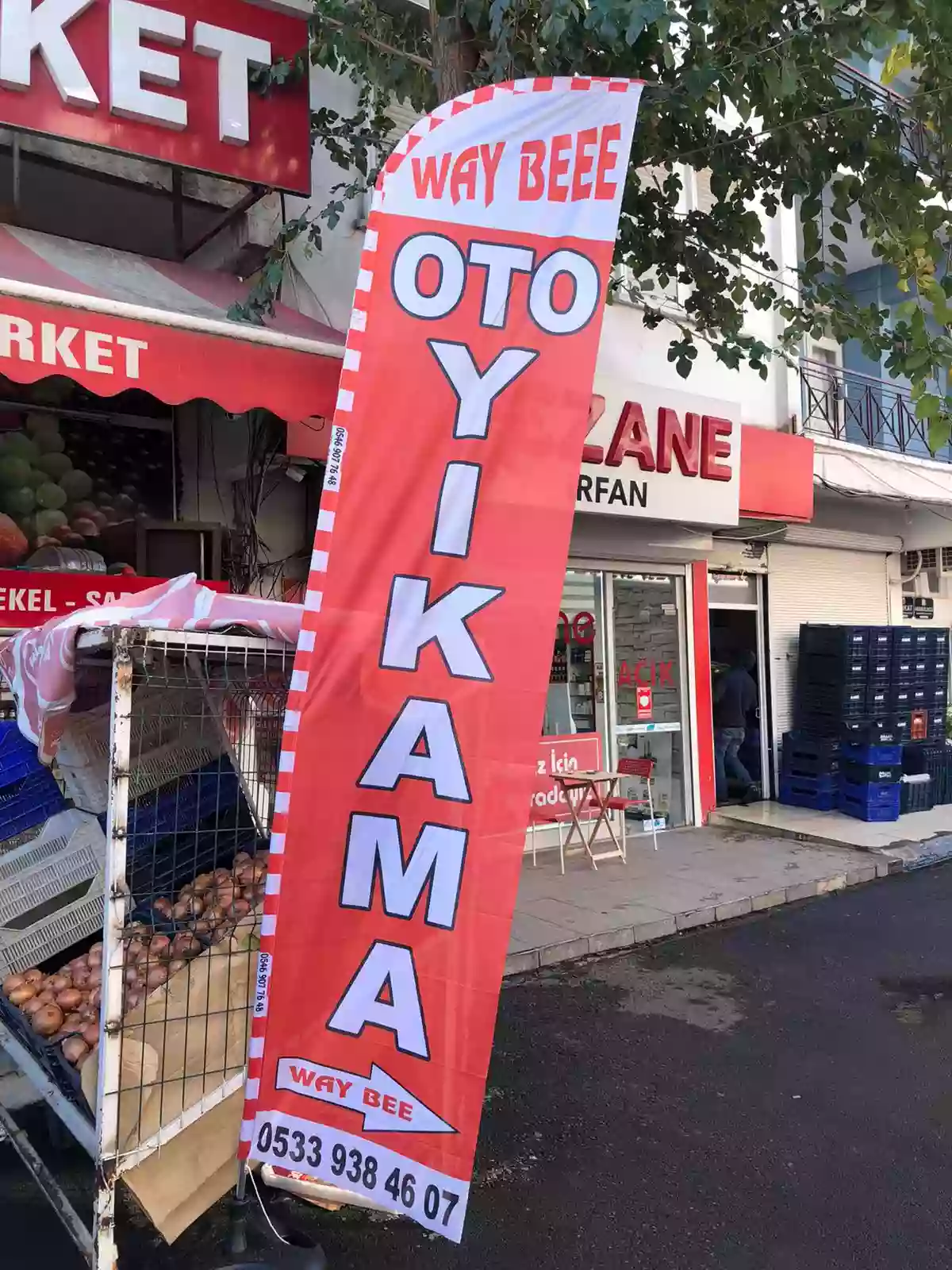 oto-yikama-yelken-bayragi