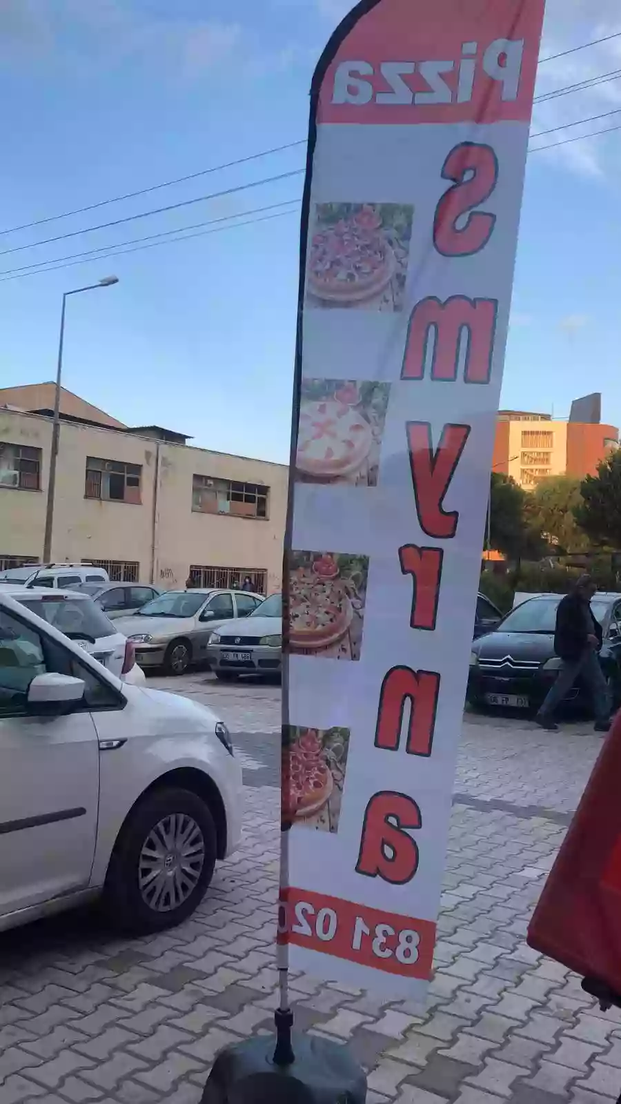 pizza-symnra-yelken-bayragi